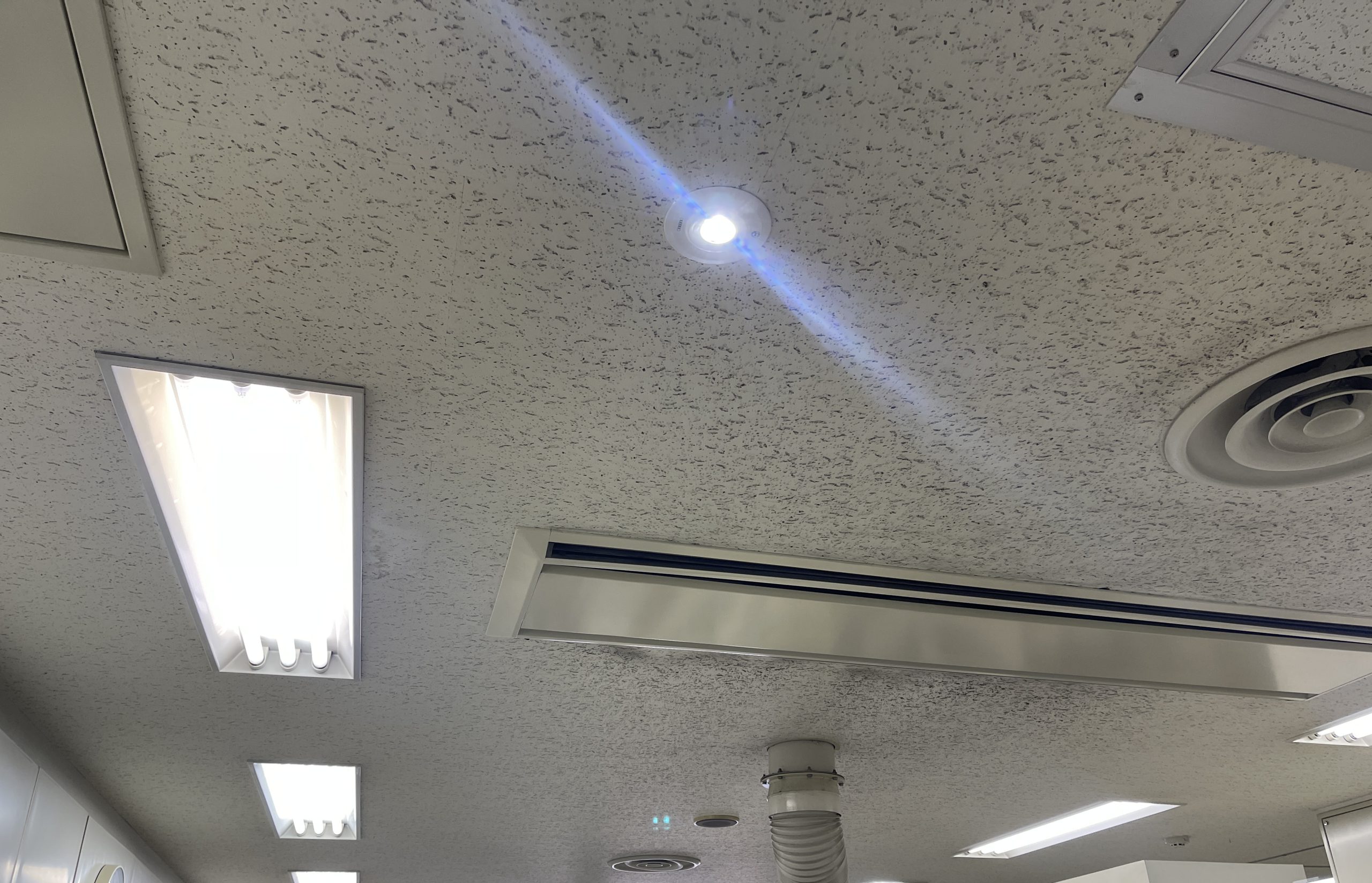 【名古屋市】某病院内非常灯取替工事